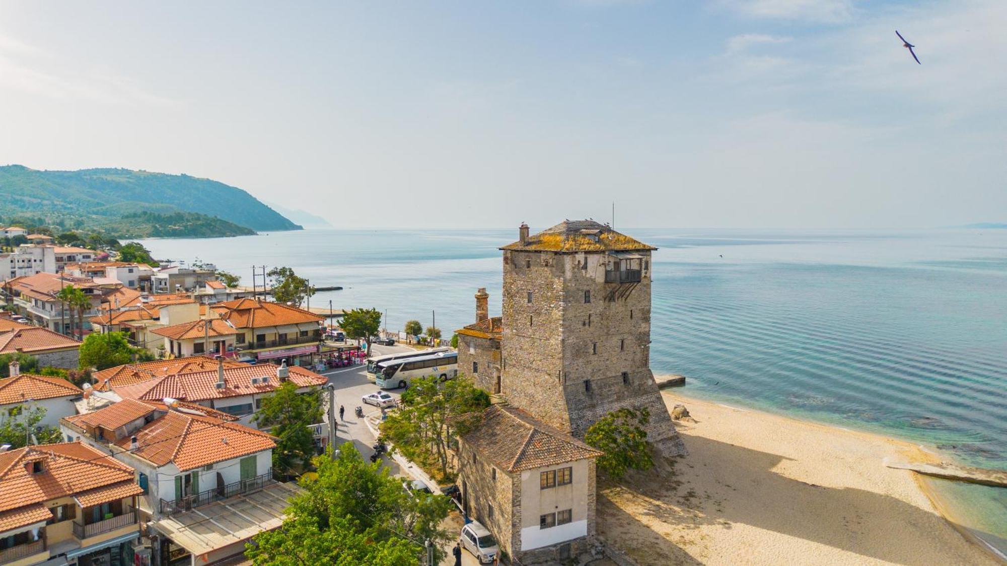 Athos Guest House Pansion Ouranoupoli Exterior photo